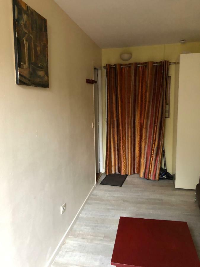 23 rue de la chapelle Apartamento París Exterior foto